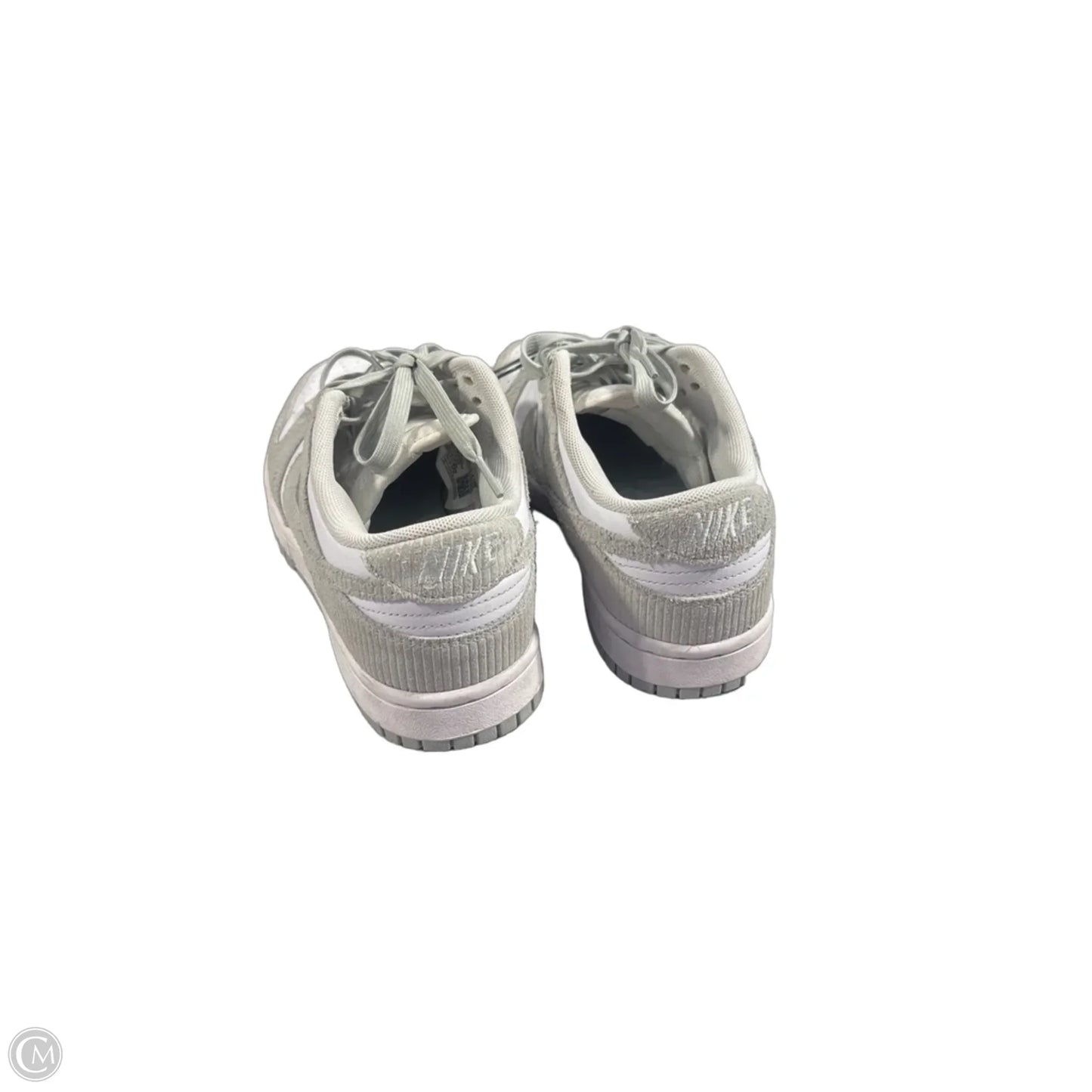 Shoes Sneakers By Nike In Green & White, Size: 8.5
