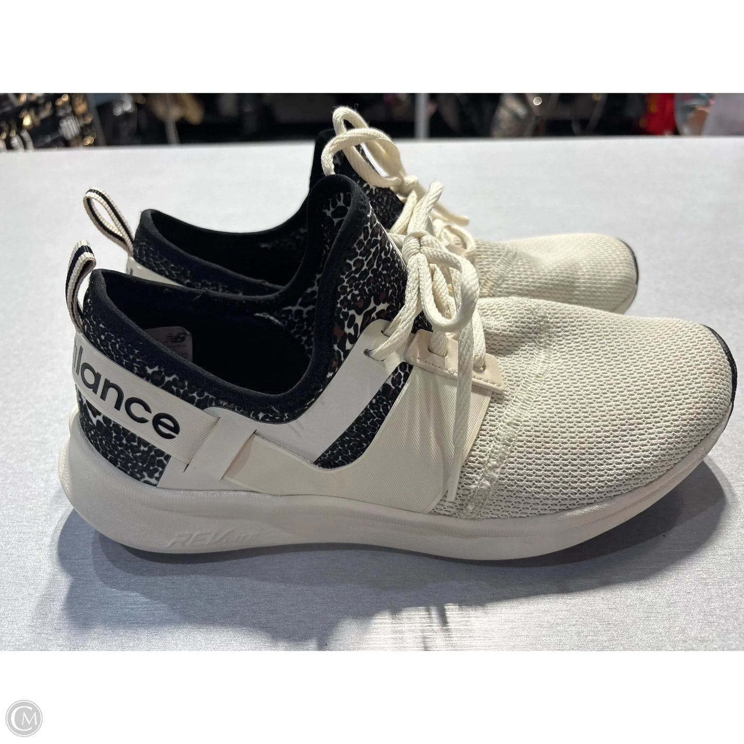 Shoes Athletic By New Balance In Tan, Size: 9.5
