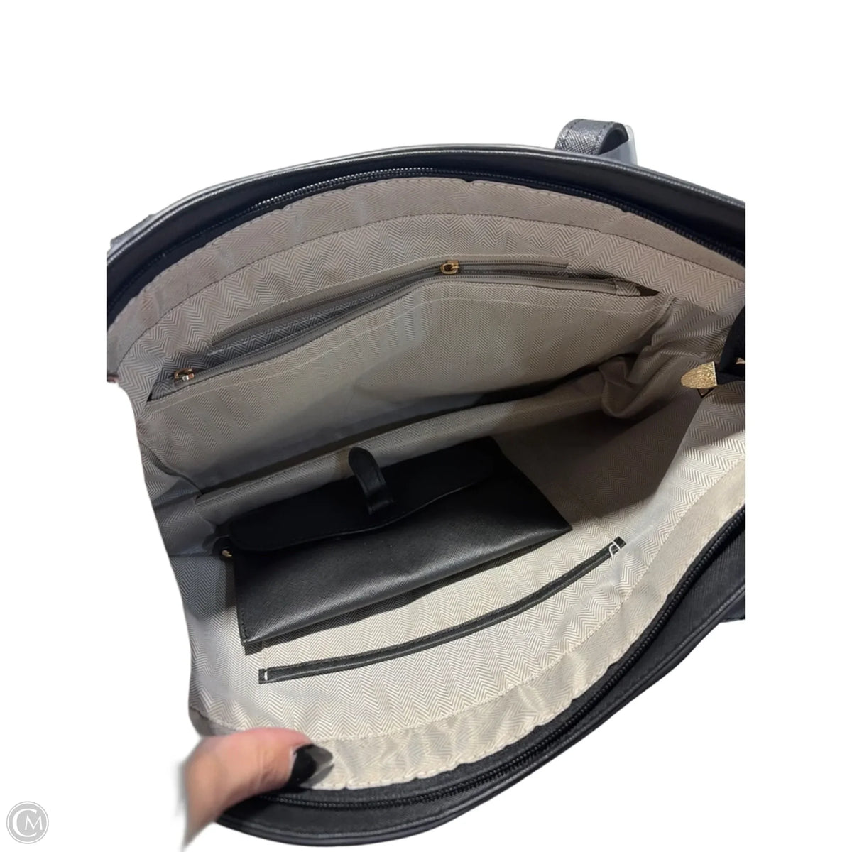 Handbag By Cmc, Size: Medium