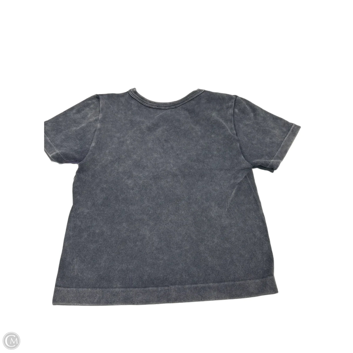 Top Short Sleeve By Happily Grey In Grey, Size: M