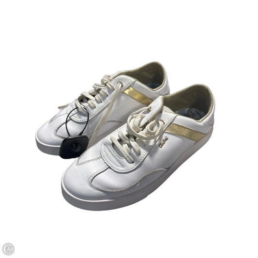Shoes Sneakers By Olukai In White, Size: 9
