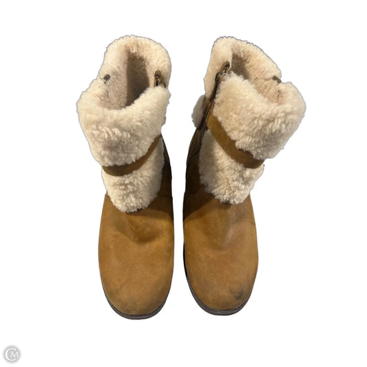Boots Designer By Ugg In Brown, Size: 9