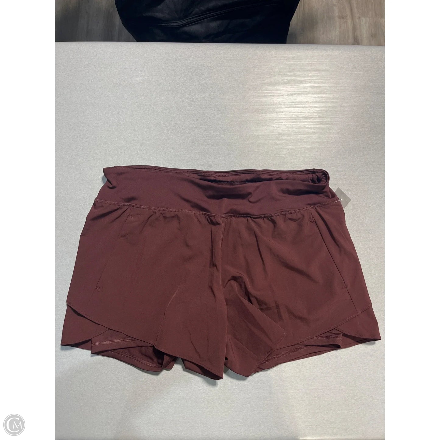 Athletic Shorts By Avia In Maroon, Size: L