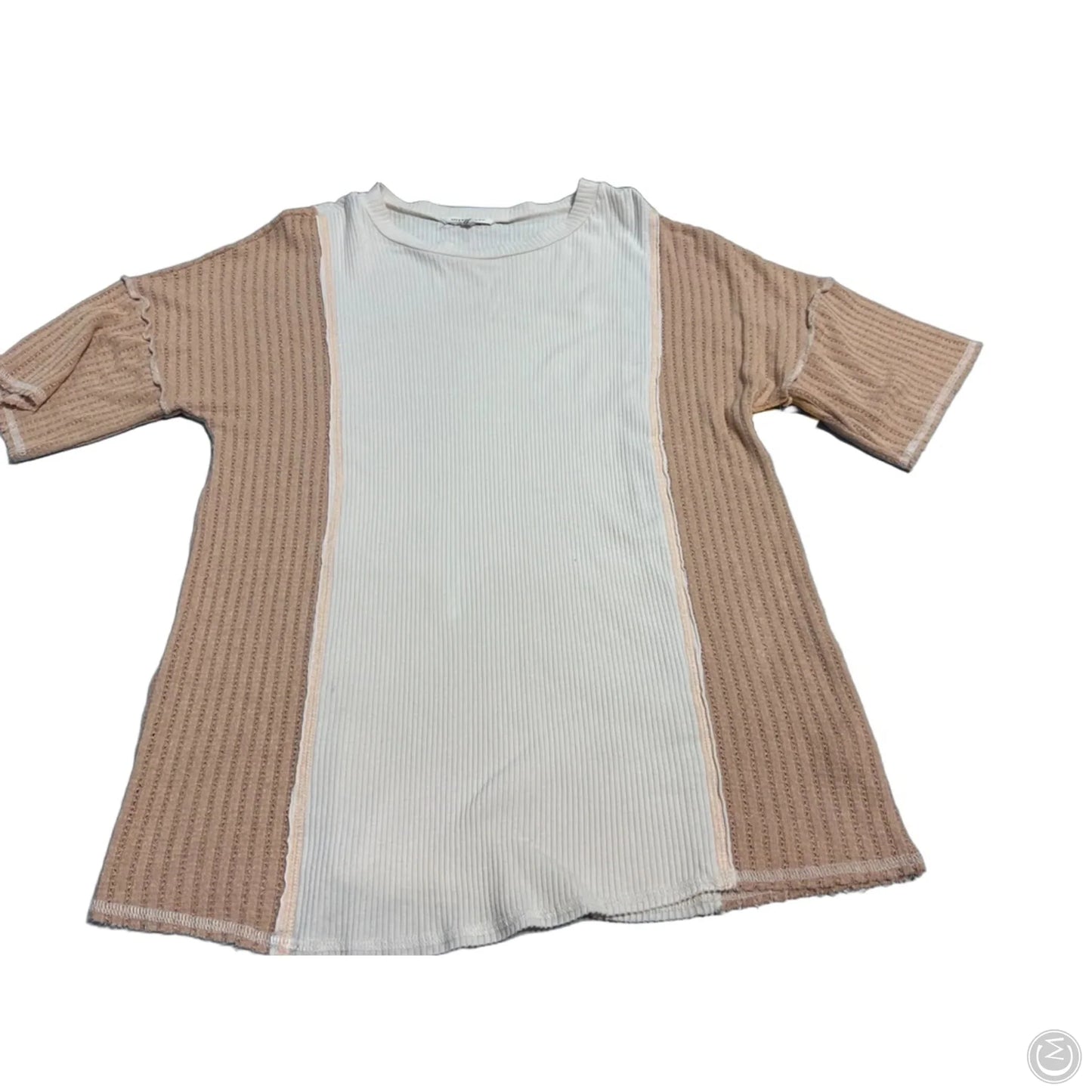Top Short Sleeve By Cmc In Tan, Size: S