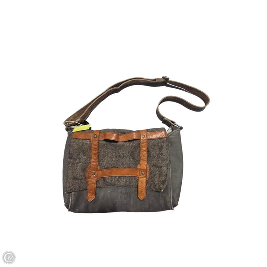 Crossbody By Mono B, Size: Medium