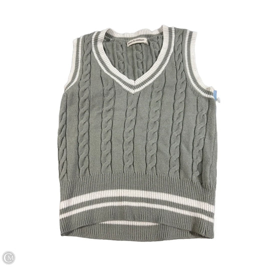 Top Sleeveless By Moon And Madison In Green, Size: M