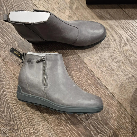 Boots Ankle Flats By Sorel In Grey, Size: 12