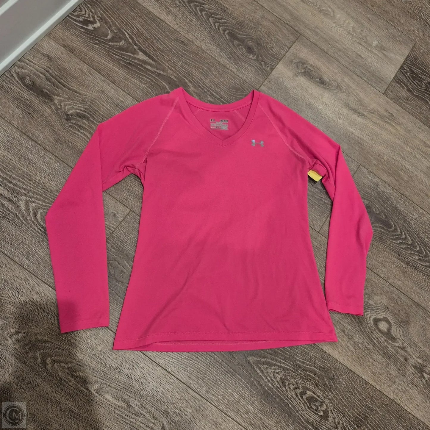 Athletic Top Long Sleeve Crewneck By Under Armour In Pink, Size: M