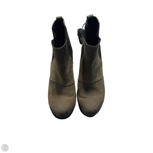 Boots Ankle Heels By Sorel In Grey, Size: 7.5