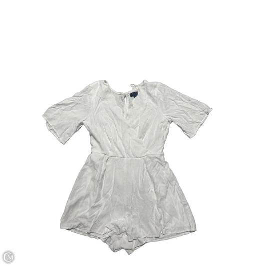 Dress Casual Short By Trixxi In White, Size: M