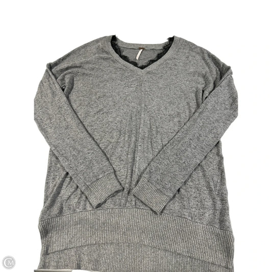 Top Long Sleeve By Poof In Grey, Size: M