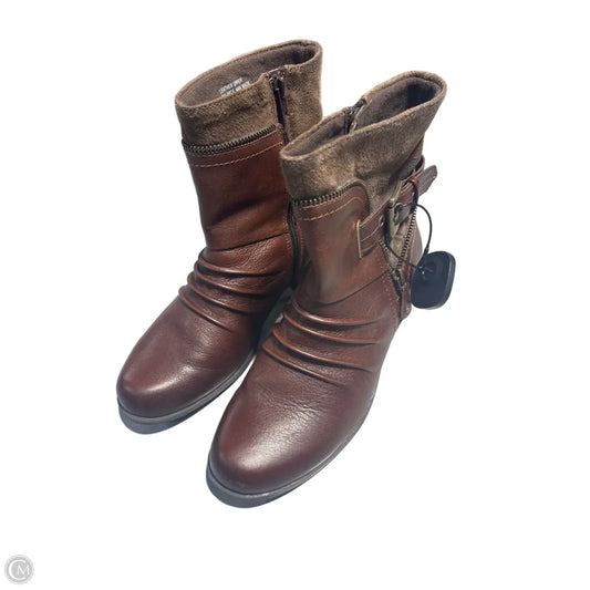 Boots Ankle Flats By Earth Origins In Brown, Size: 9