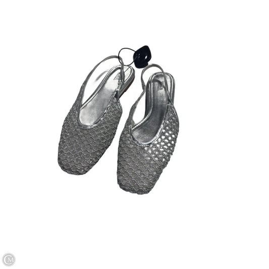 Shoes Flats By Zara In Silver, Size: 6.5