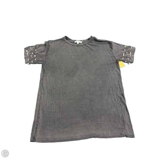 Top Short Sleeve By Cmc In Grey, Size: M