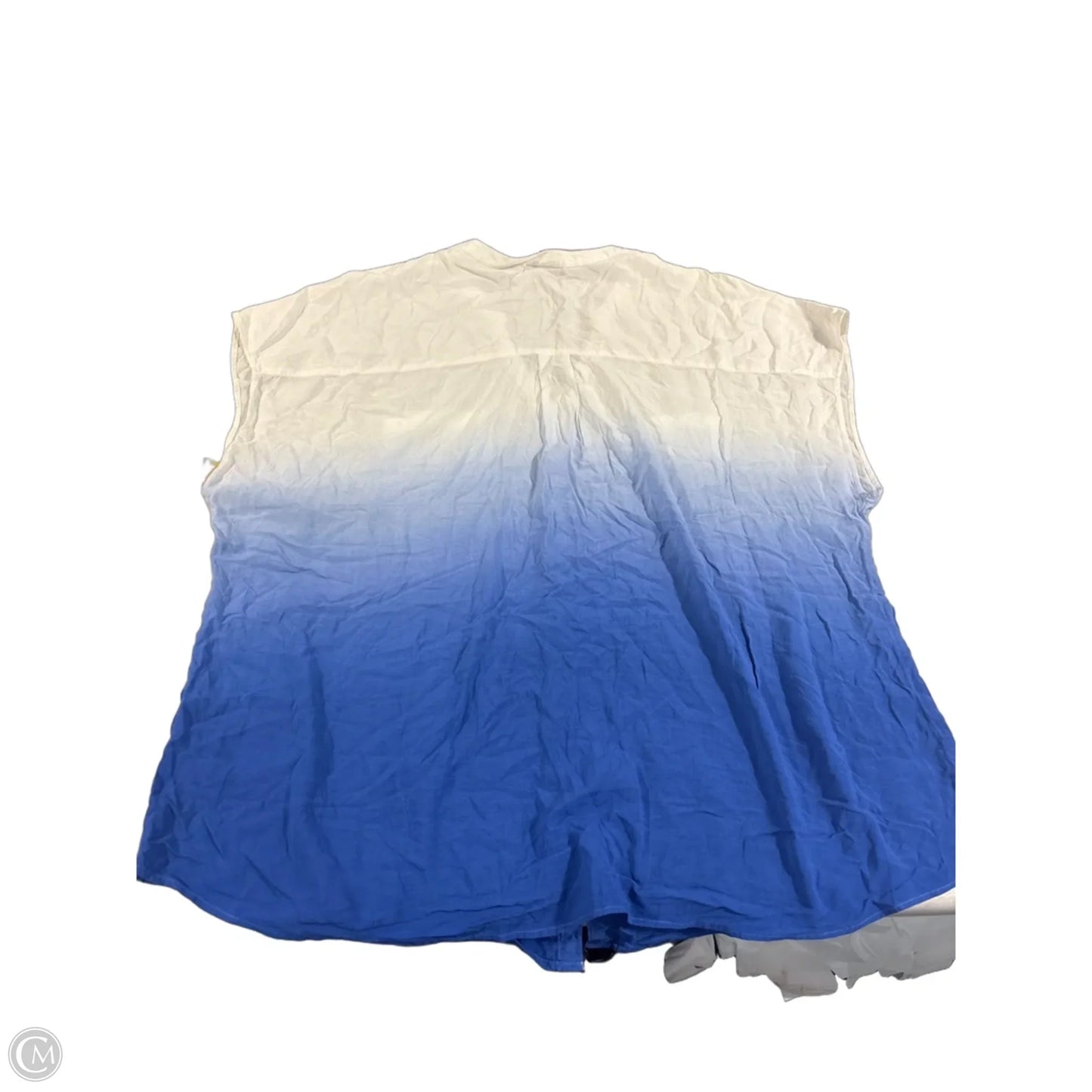 Top Short Sleeve By Torrid In White, Size: 2x