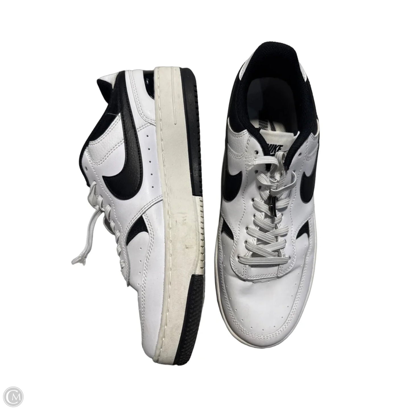 Shoes Sneakers By Nike In Black & White, Size: 11