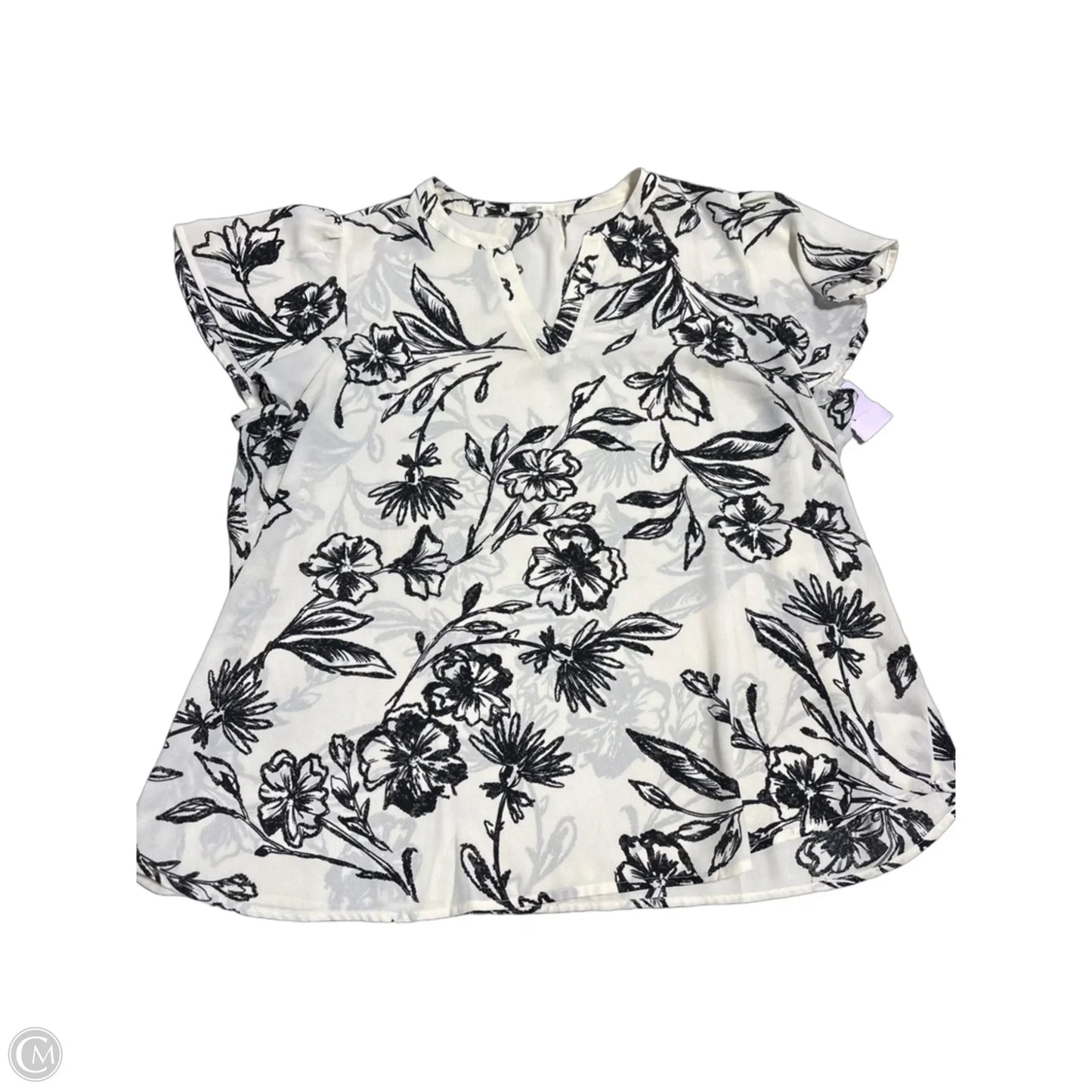 Top Short Sleeve By Maurices In White, Size: 1x