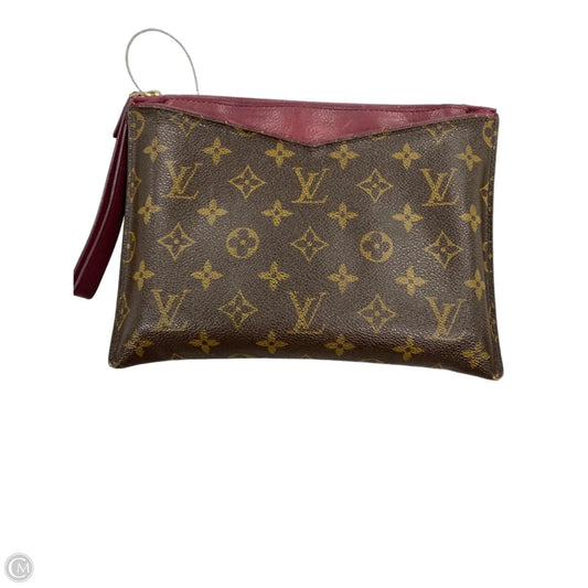 Accessory Luxury Designer Tag By Louis Vuitton, Size: Medium
