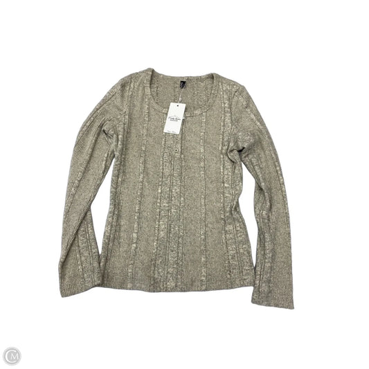 Top Long Sleeve By Trendy Queen In Beige, Size: M