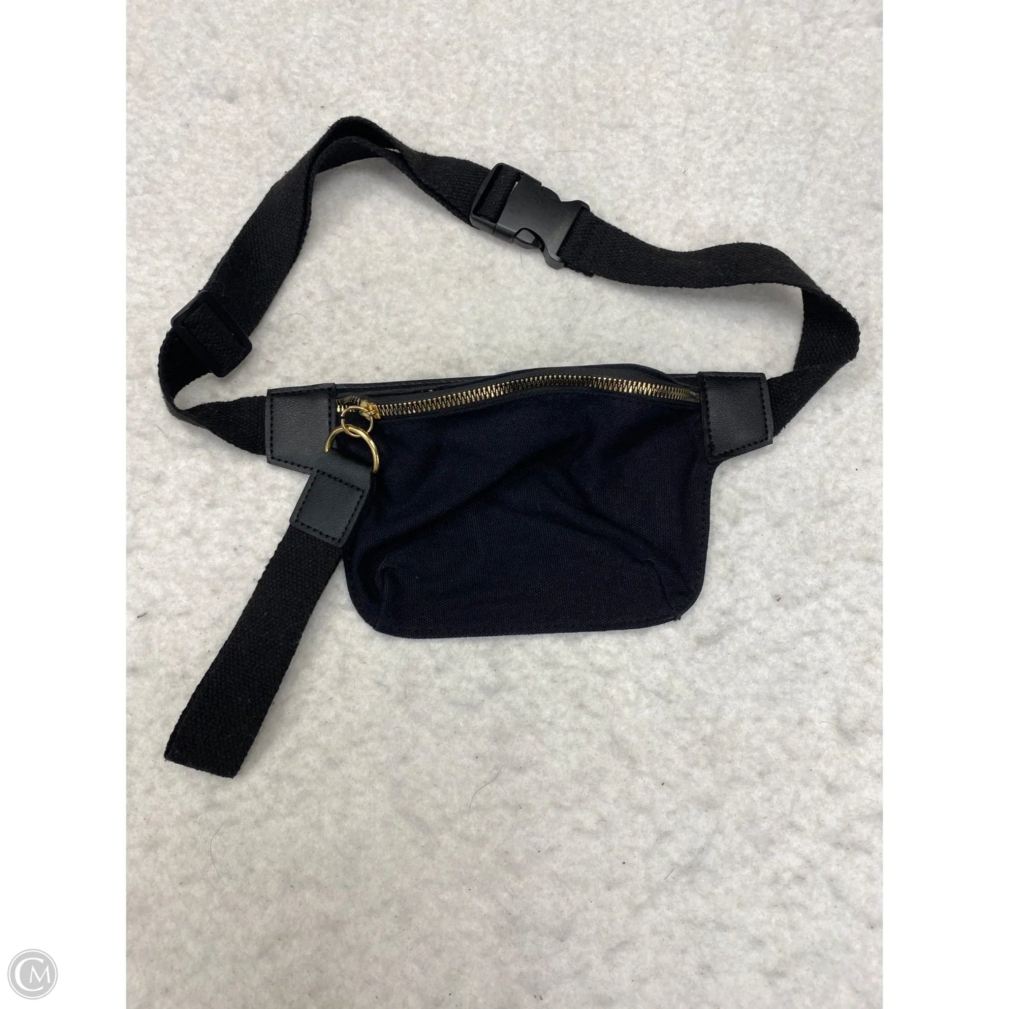 Belt Bag By Clothes Mentor, Size: Small