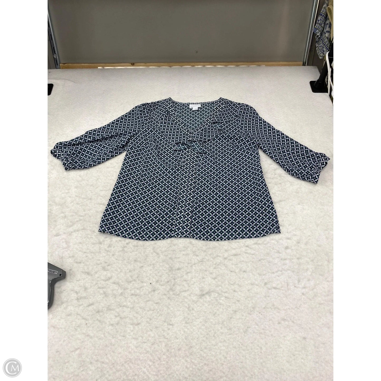 Blouse 3/4 Sleeve By Liz Claiborne In Geometric Pattern, Size: S