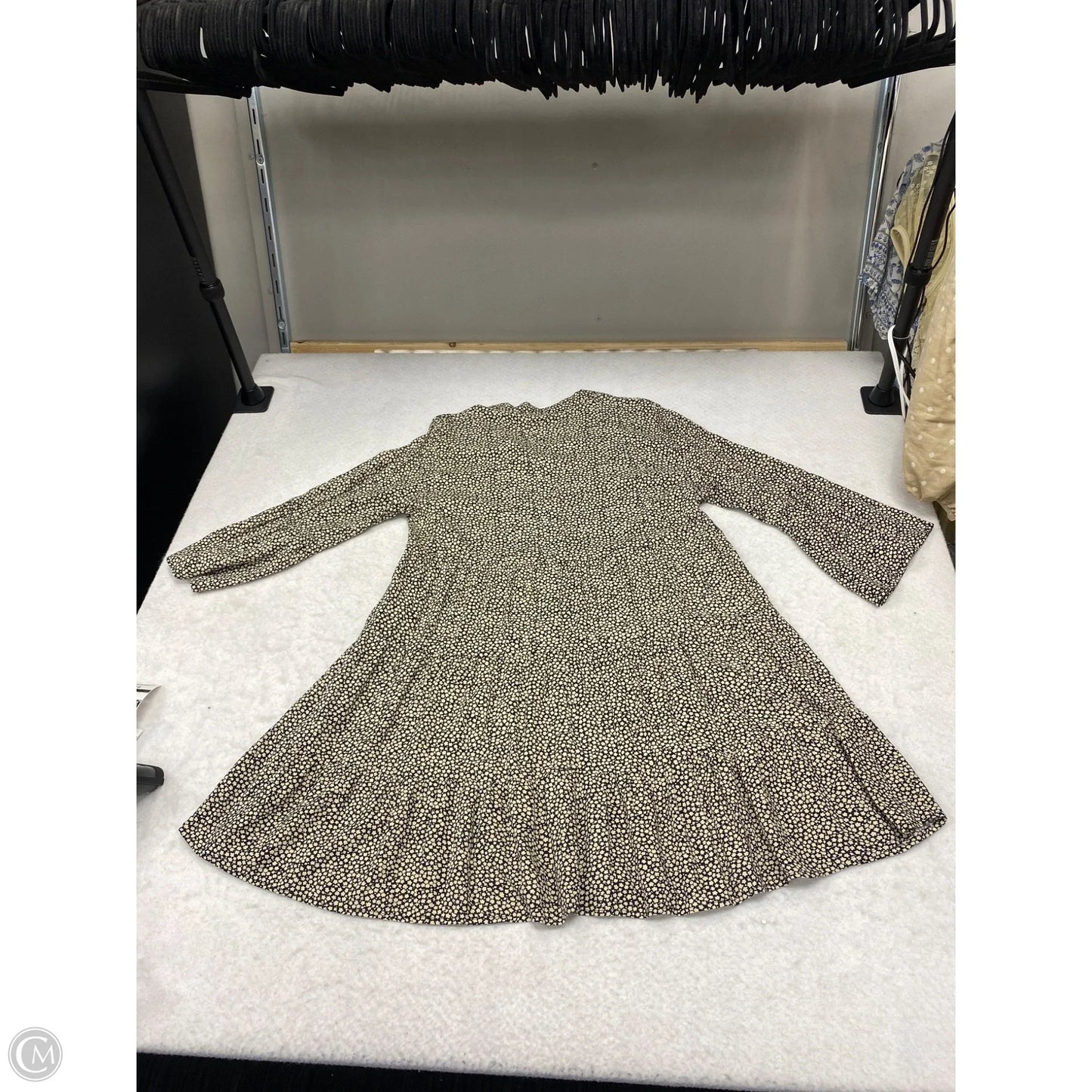Dress Casual Short By Cmc In Black & Cream, Size: 12
