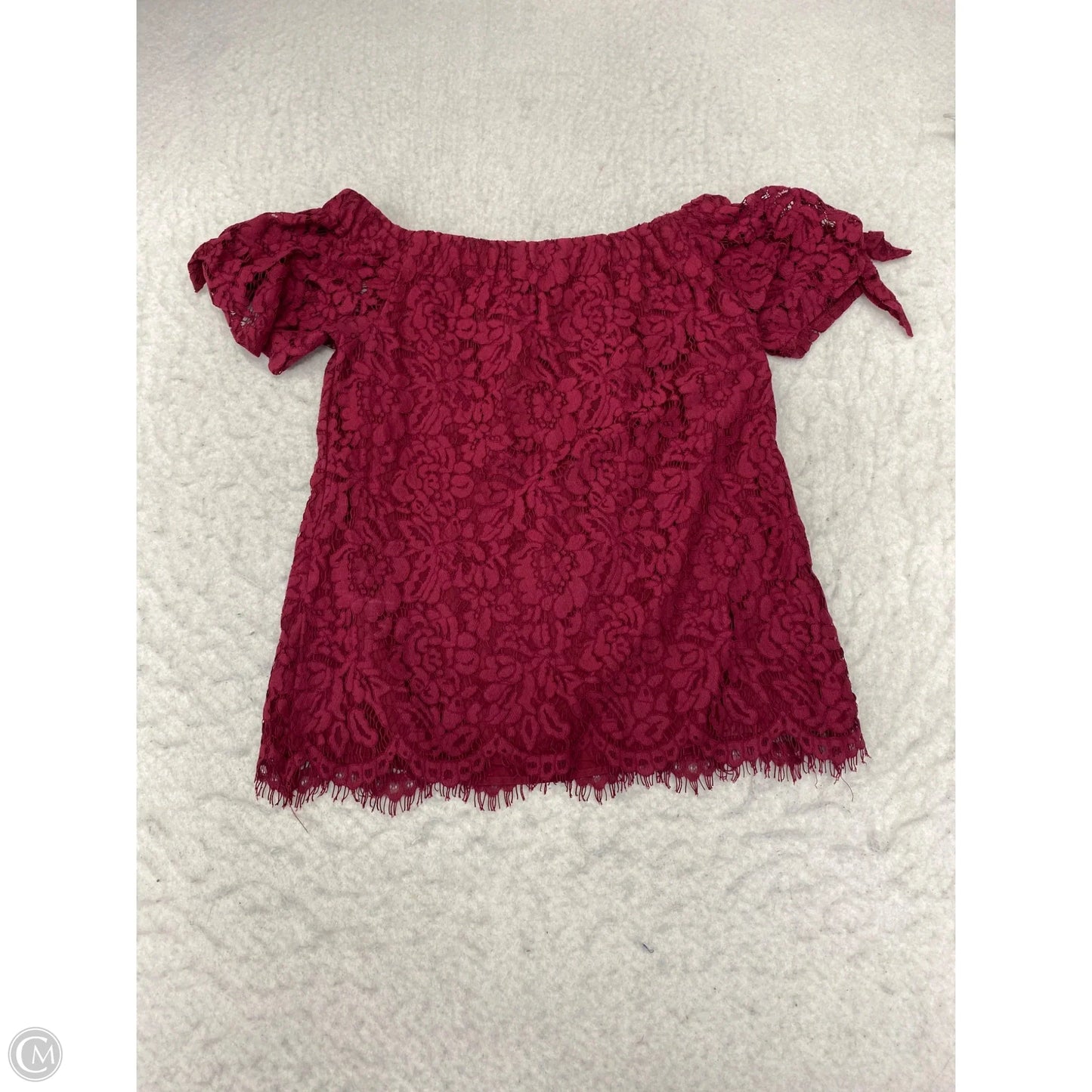 Top Short Sleeve By Miss Chievous In Maroon, Size: M