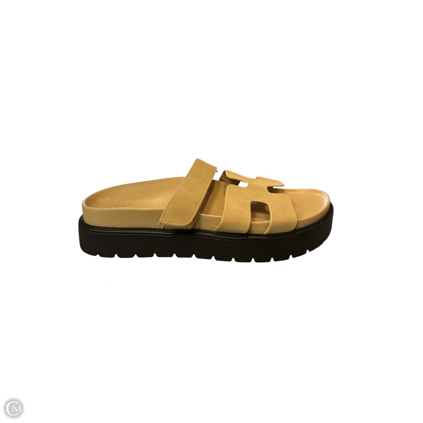 Sandals Flats By Cmf In Tan, Size: 7