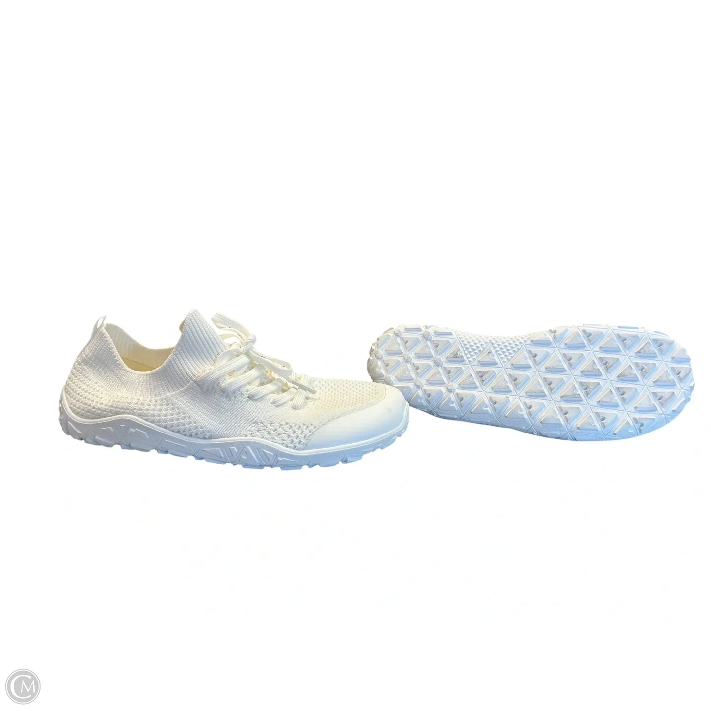 Shoes Sneakers By Clothes Mentor In White, Size: 7.5