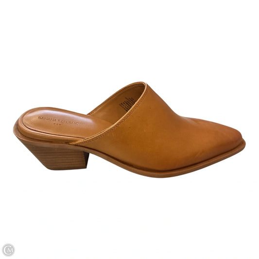 Shoes Heels Block By Banana Republic In Tan, Size: 9