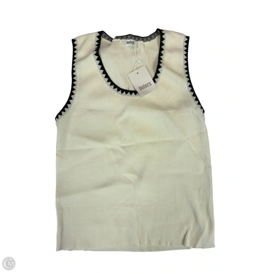 Top Sleeveless By Cmf In Cream, Size: L