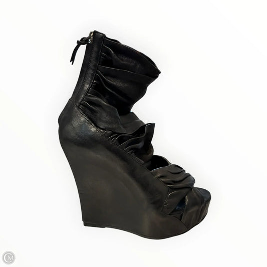 Sandals Luxury Designer By Givenchy In Black, Size: 7