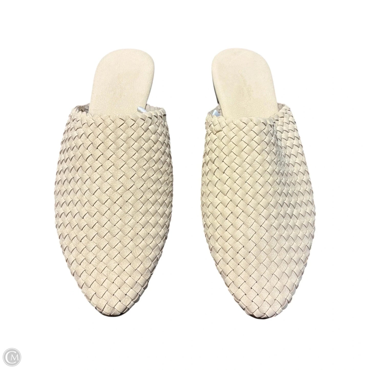 Shoes Flats By Universal Thread In Beige, Size: 8