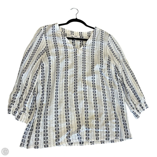 Blouse 3/4 Sleeve By Croft And Barrow In Blue & White, Size: M