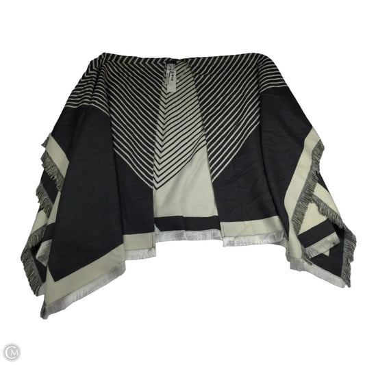 Poncho By Banana Republic In Black & Cream, Size: 0