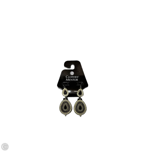 Earrings Dangle/drop By Clothes Mentor, Size: 02 Piece Set