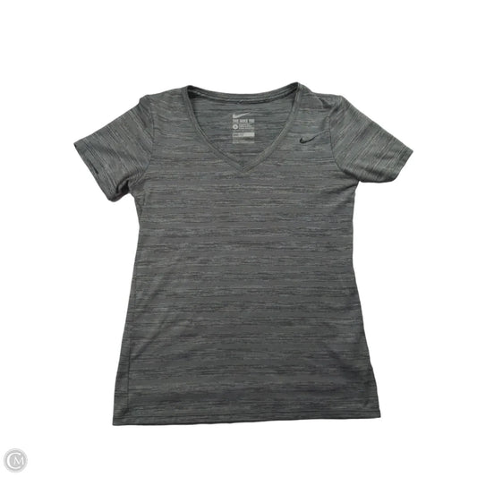 Athletic Top Short Sleeve By Nike In Grey, Size: S