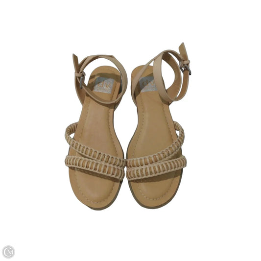 Sandals Flats By Dolce Vita In Beige, Size: 6.5