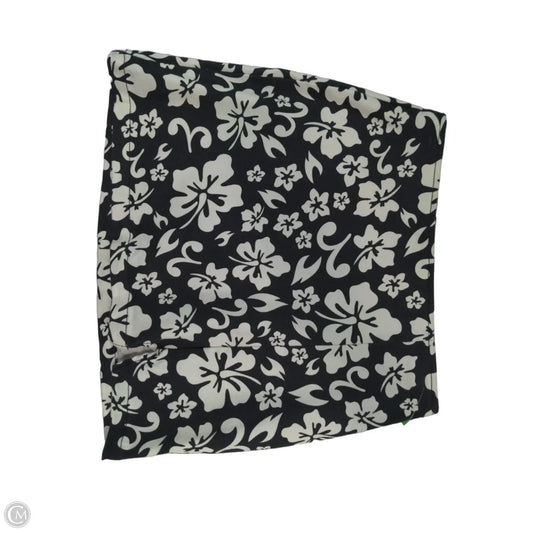 Skirt Mini & Short By Wild Fable In Floral Print, Size: 8