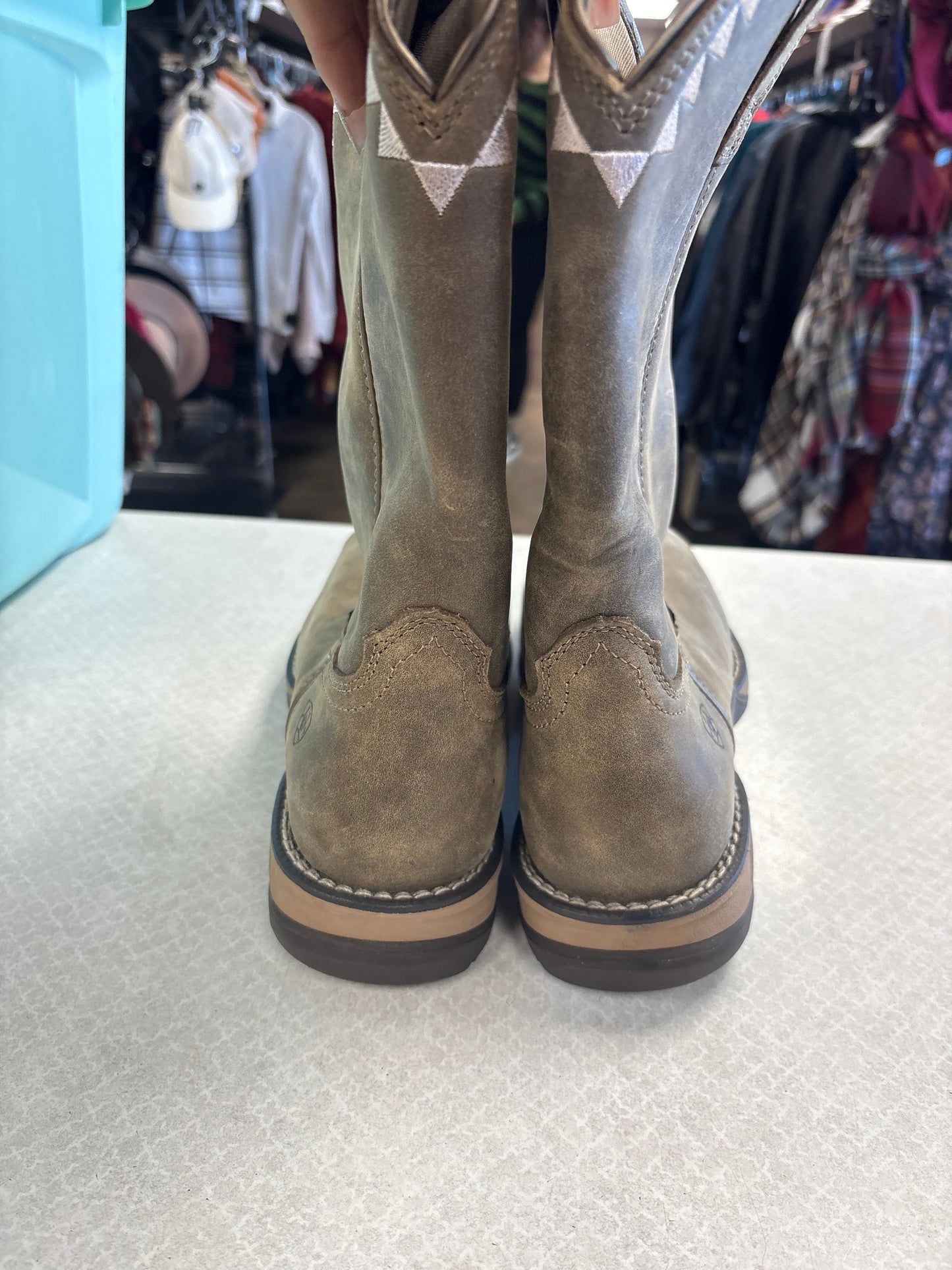 Boots Western By Ariat In Tan, Size:11