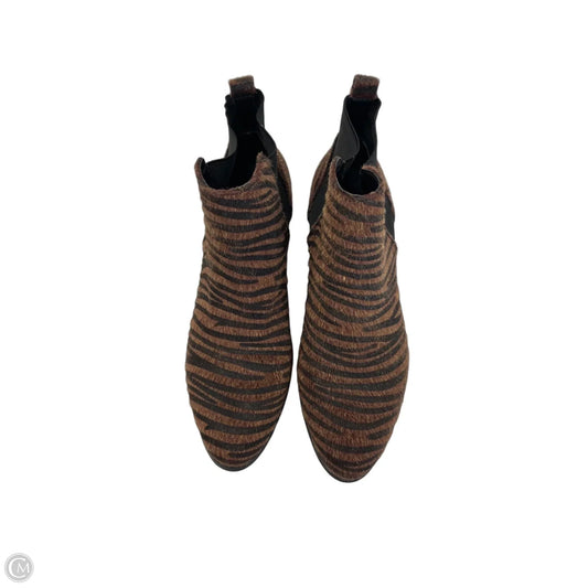 Boots Ankle Heels By Cme In Animal Print, Size: 9