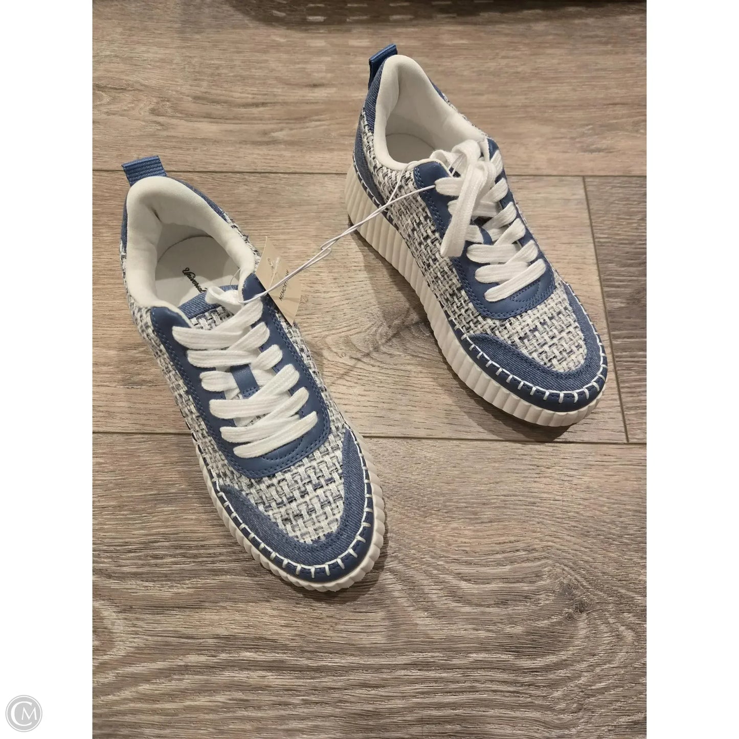 Shoes Sneakers By Universal Thread In Blue, Size: 6