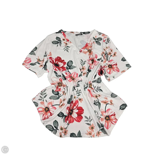Top Short Sleeve By Bloomchic In White, Size: 3x