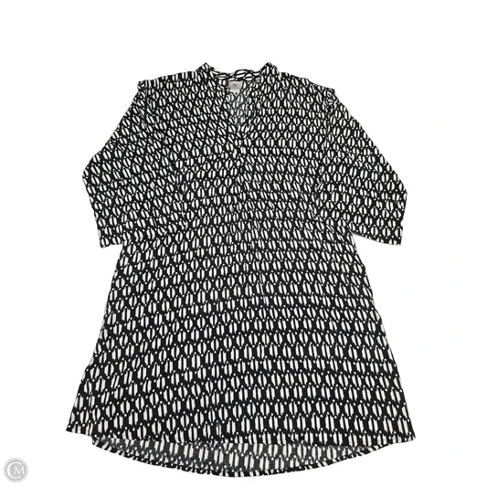 Dress Casual Short By Natori In Black & White, Size: S