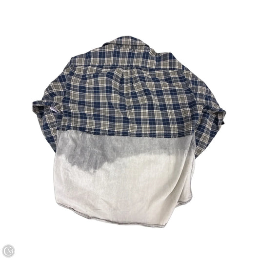 Top Long Sleeve By Croft And Barrow In Plaid Pattern, Size: L