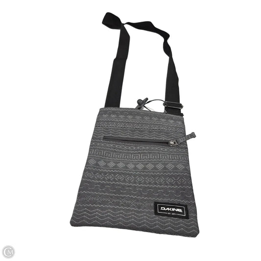 Crossbody By Cmf, Size: Small