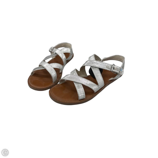 Sandals Flats By Toms In Silver, Size: 7