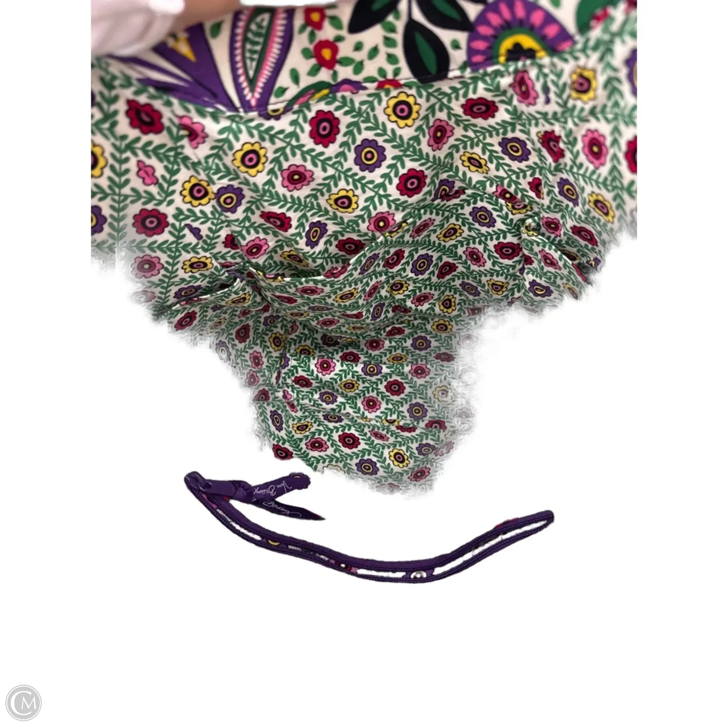 Handbag By Vera Bradley, Size: Large