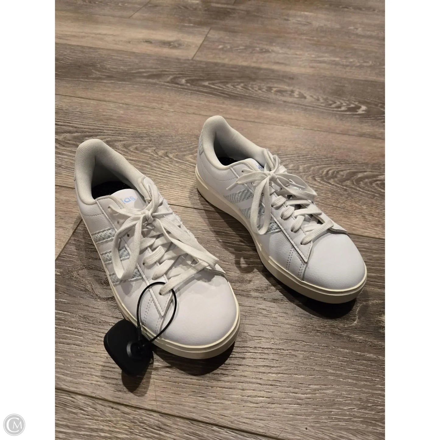 Shoes Flats By Adidas In White, Size: 7