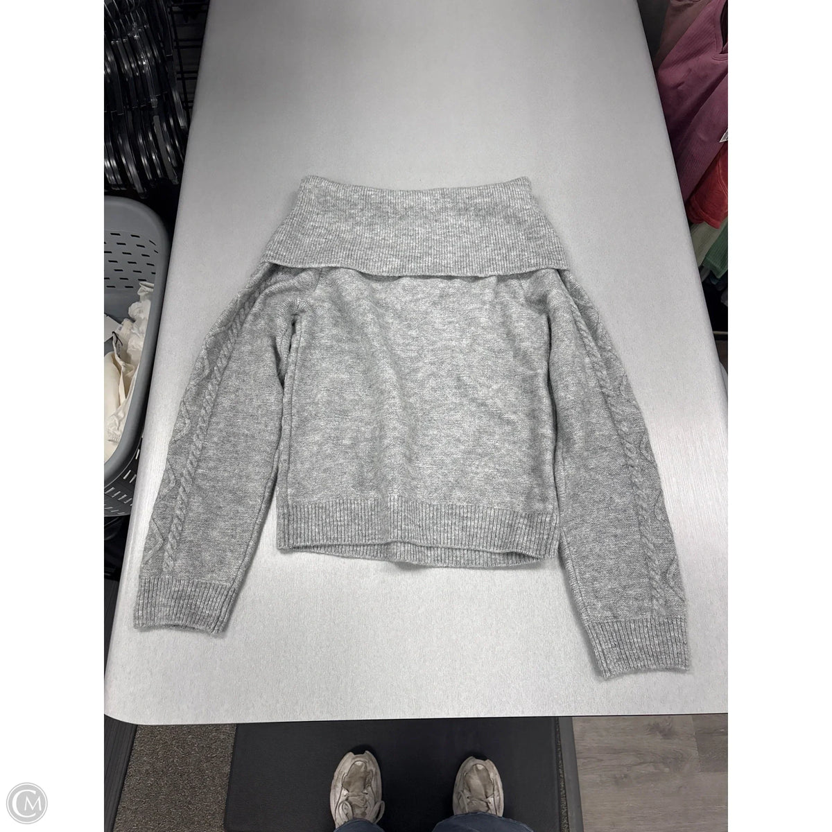 Sweater By Divided In Grey, Size: Xs